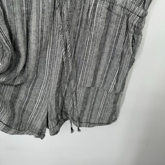 Kelly Renée Striped Sleeveless Romper shorts size  XL Linen Blend womens - Picture 4 of 7